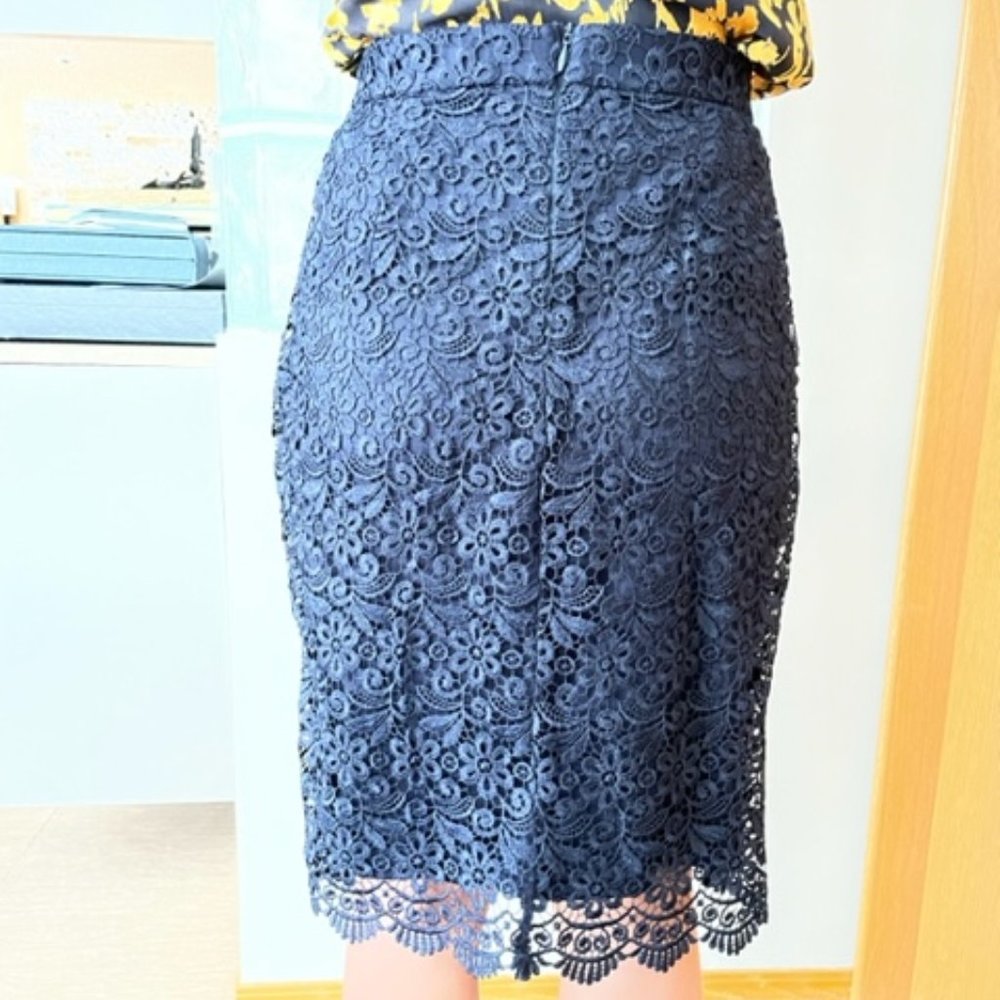 SCALLOPED HEM LACE PENCIL SKIRT Knee Length, Small, Choice of BLACK or NAVY BLUE